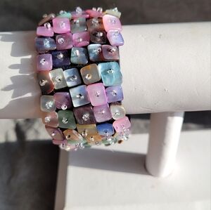 2/$12 Shell multi colour bracelet on stretch elastic